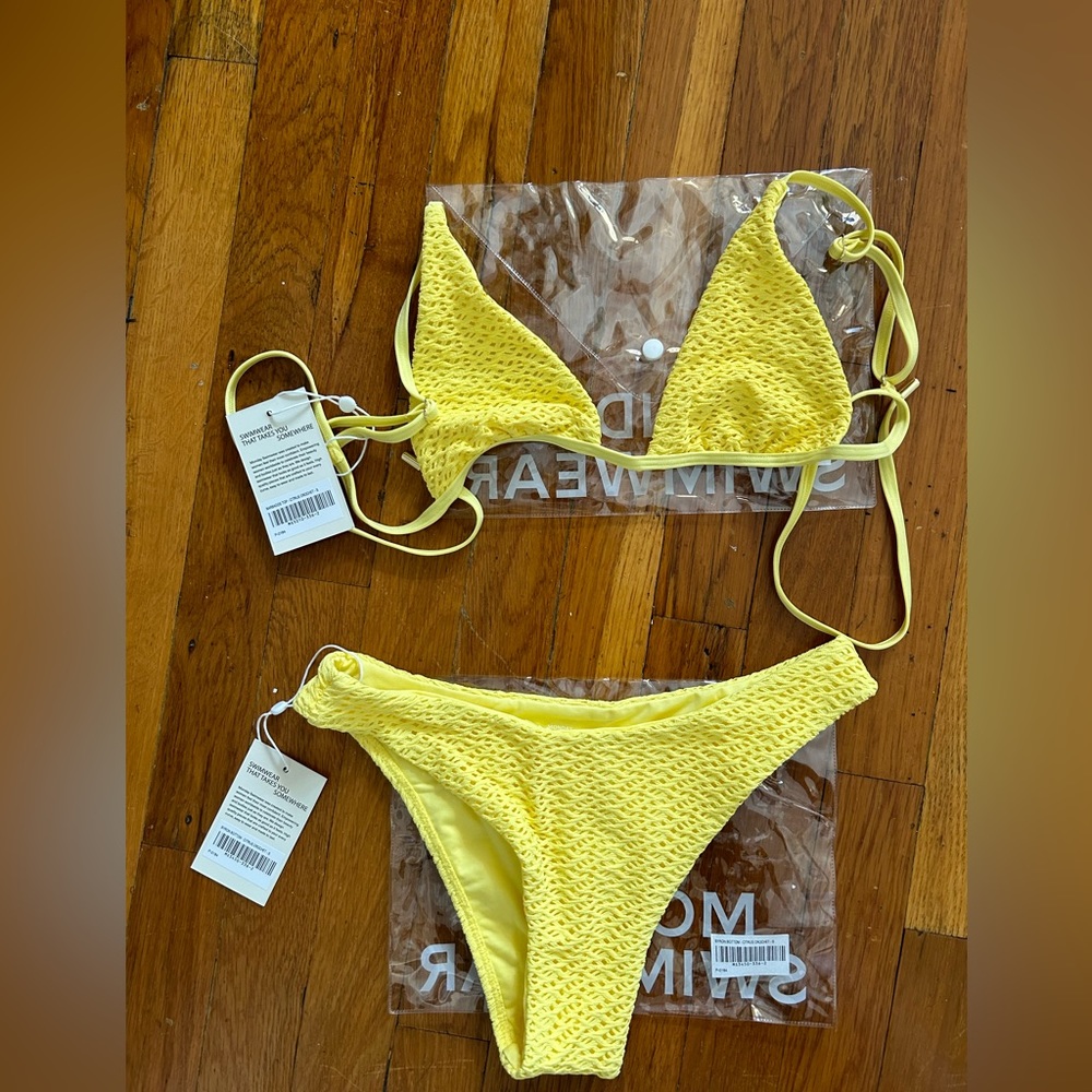 NWT Monday Swimwear - Citrus Crochet top & bottom: size small